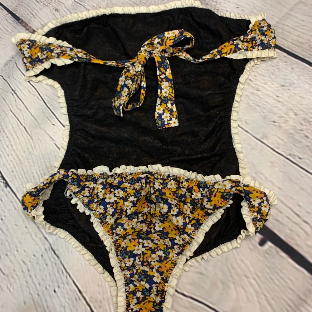 CLEARANCE strapless vintage 1piece bathing suit